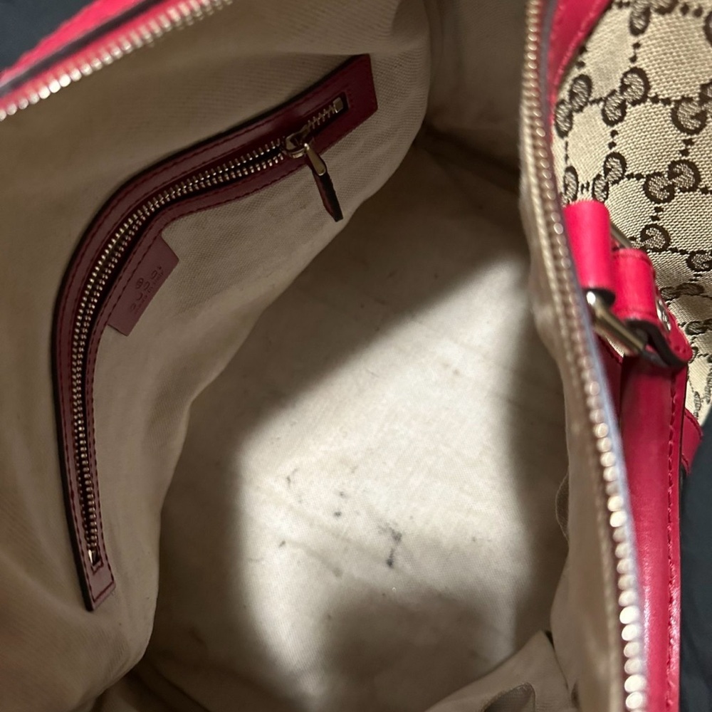 Gucci handbag - Picture 2 of 2